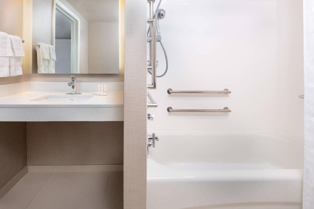 Residence Inn By Marriott Boston Brockton/Easton Extérieur photo